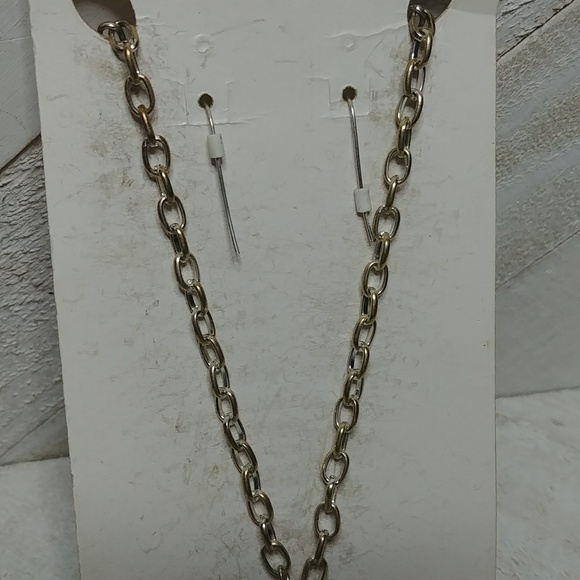 New Pink Beaded Necklace and Bracelet Set - Picture 5 of 7